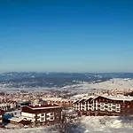Ośrodek wypoczynkowy Life 4*