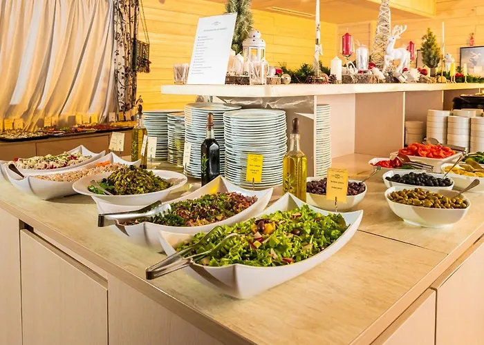 Life Semesteranläggning (resort) 4*