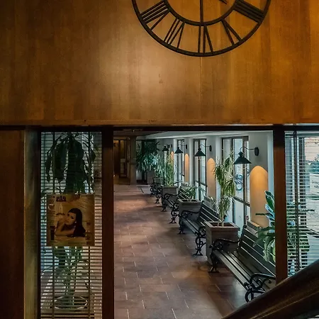 Life 4* Банско