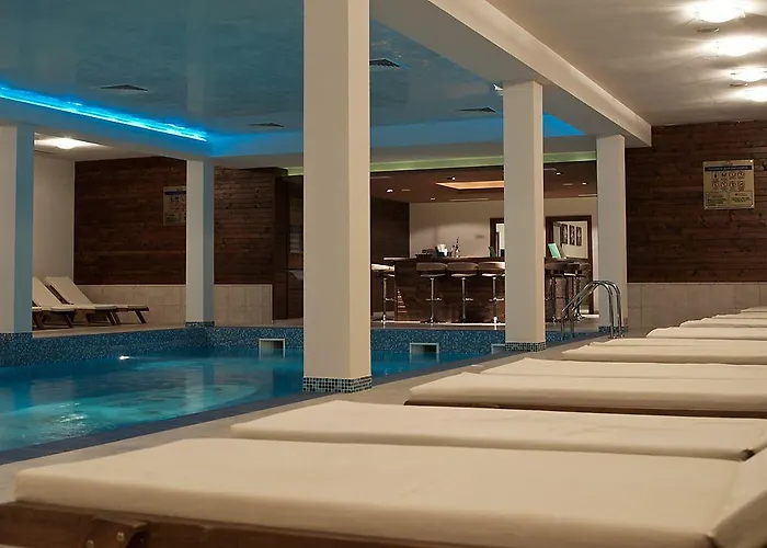 Life Ośrodek wypoczynkowy 4*